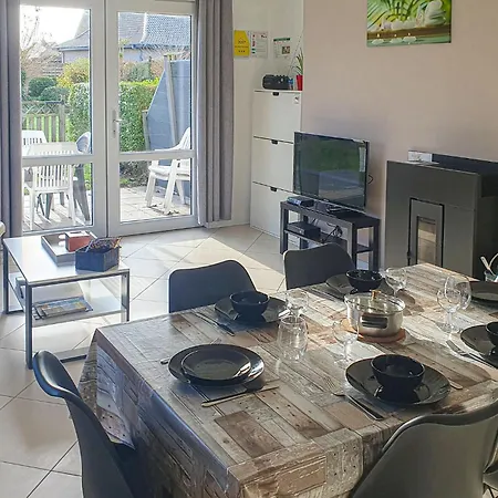 بيت للعطل 2 Bedroom Cozy In Westende ميدل كيرك