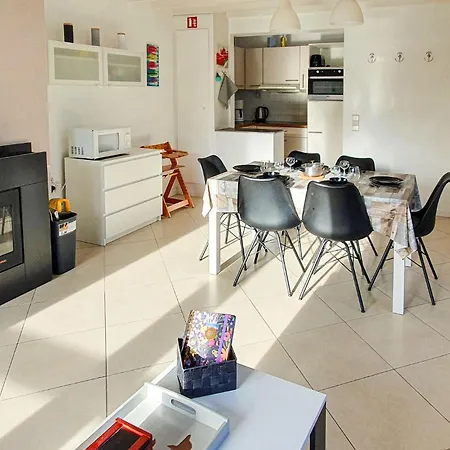 2 Bedroom Lovely In Westende *