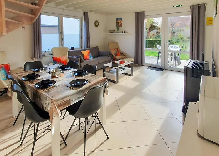 2 Bedroom Lovely In Westende Middelkerke