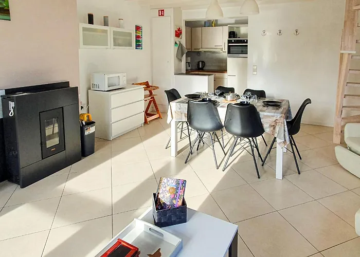 2 Bedroom Lovely In Westende *